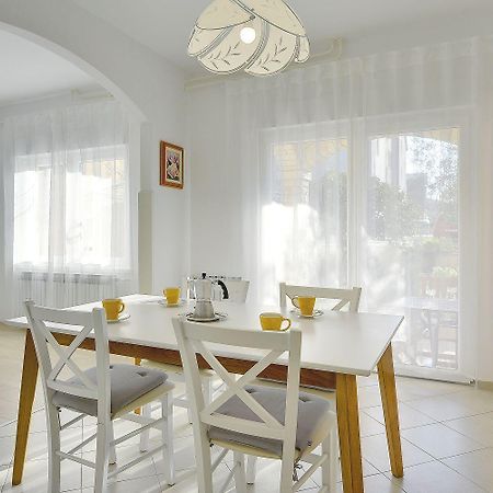 Apartment Ljuba Pula Exterior foto